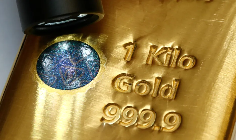 inside_a_gold_bar